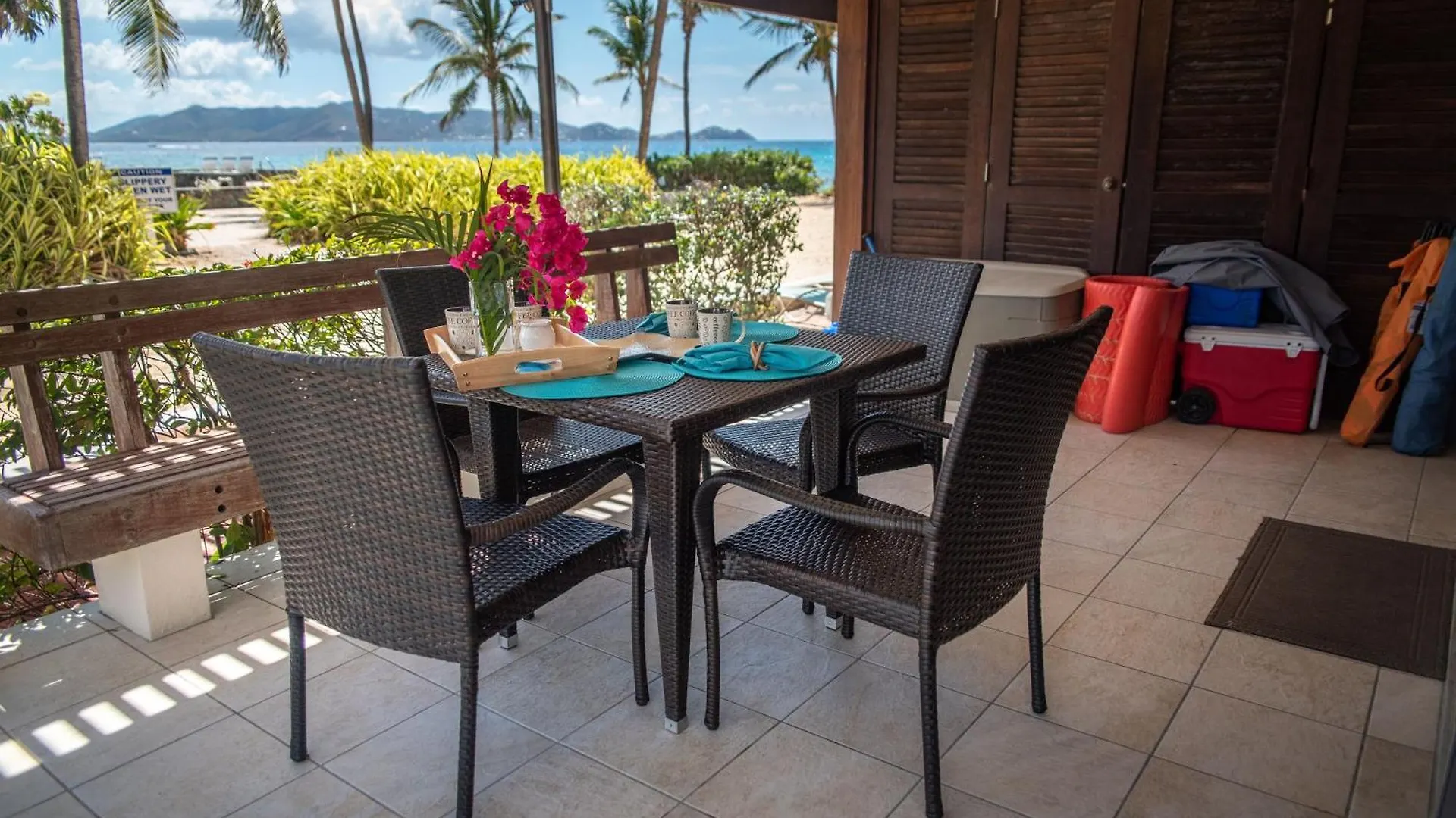 Luxurious Beachfront Condo!!! Paradise At Your Toes Nazareth Daire