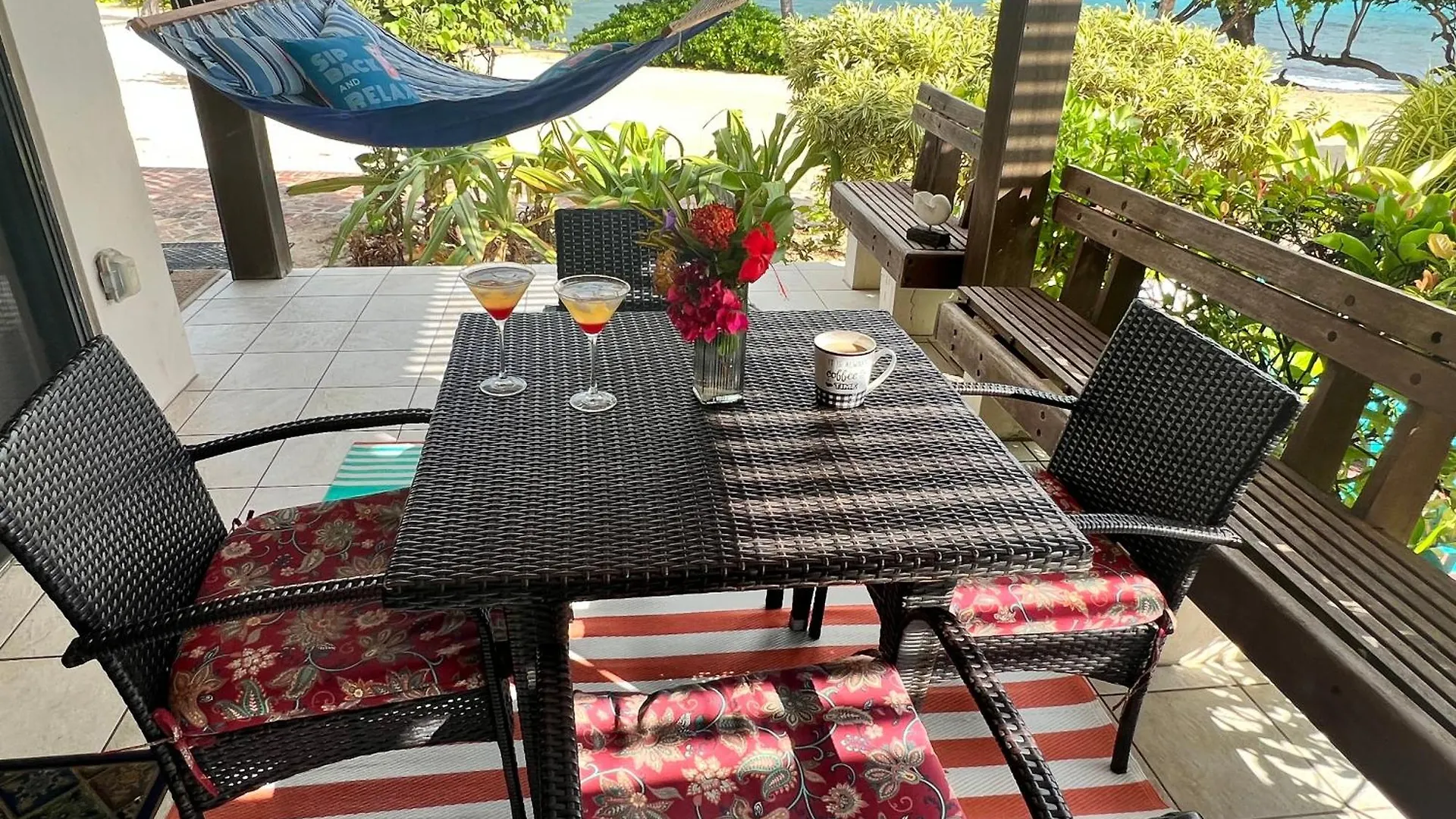 Luxurious Beachfront Condo!!! Paradise At Your Toes Nazareth 0*,  Amerikan Virgin Adaları